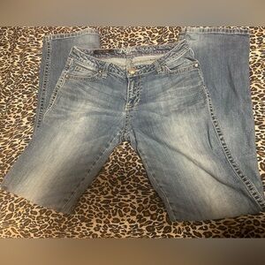Low rise bootcut jeans